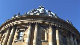 The Radcliffe Camera, am Oxford University building constructed in 1737 and currently used to house the Radcliffe Science Library.  It has featured in films like the Golden Compass and Young Sherlock Holmes